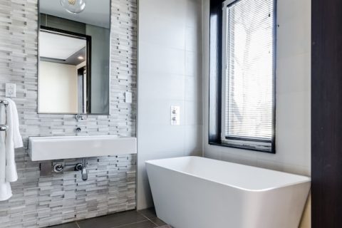 Updating Your Main Bathroom: Tips, Trends, and Inspiration