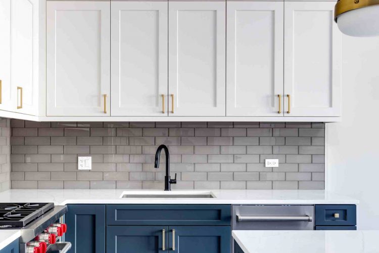 Choosing the Best Hardware for Kitchen Cabinets
